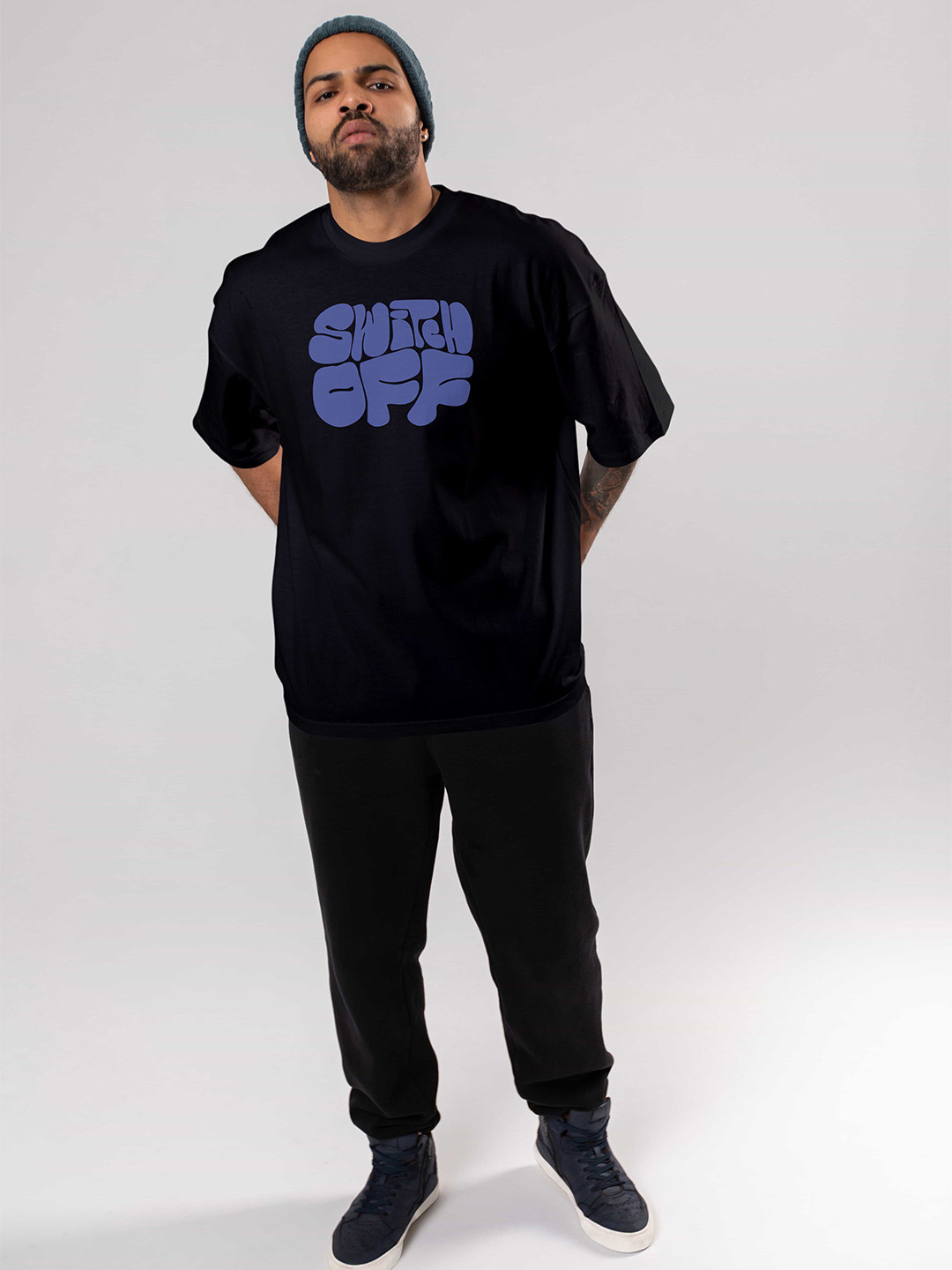 98177681-f720-4ba3-b477-eca67ccd609b1706187617736BAESDMenTypographyPrintedAppliqueT-shirt5